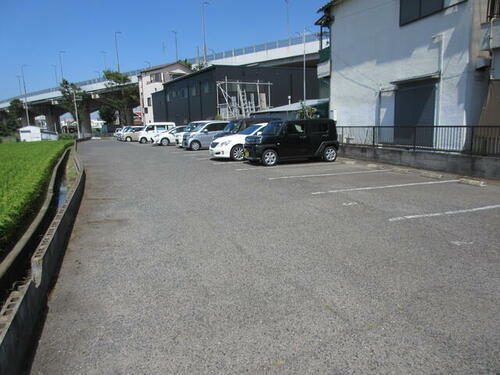 葛の葉町７５０１ガレージ