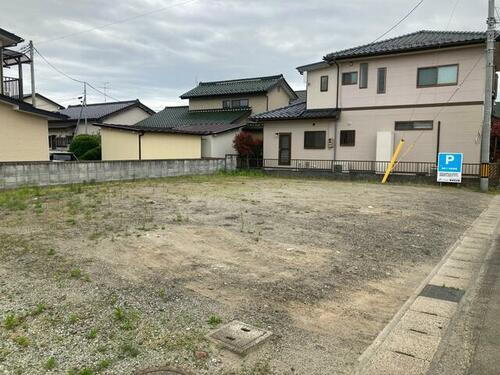 桑原２丁目駐車場