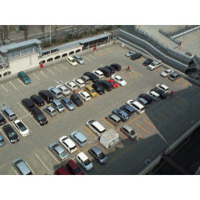 しんたくターミナルプラザ駐車場