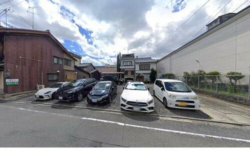 東菱屋ガレージ