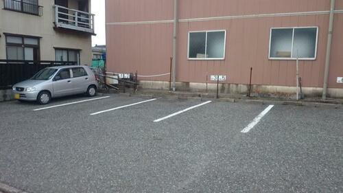 北新町２丁目駐車場