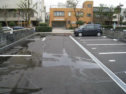 富山県高岡市新横町