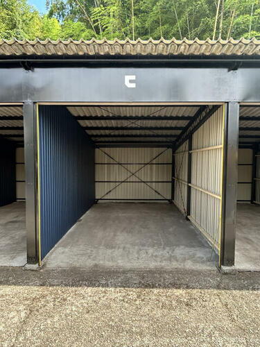 関市一ツ山町バイクガレージ