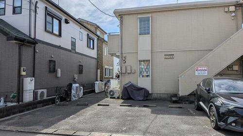 シティハイム・エクセル駐車場