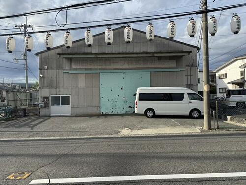 和泉市唐国町２丁目倉庫