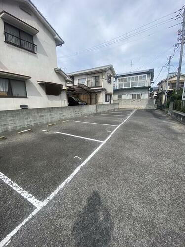 尾道市栗原西駐車場