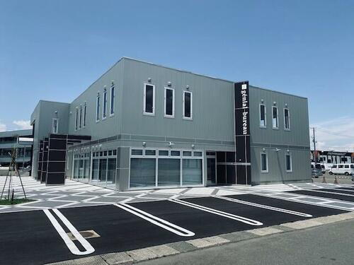 ジニアル・ビューロー