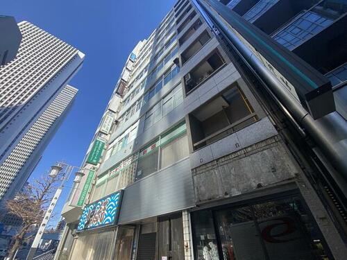 東京都新宿区西新宿１丁目