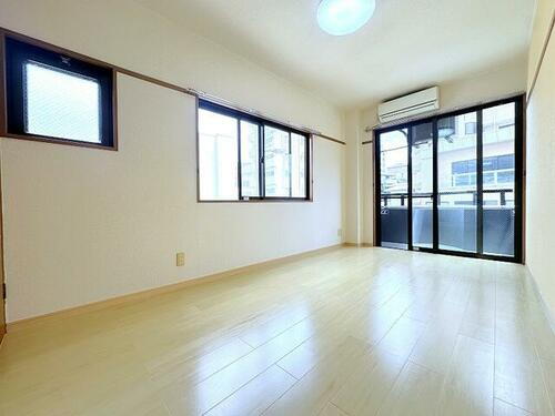 長崎県長崎市花丘町