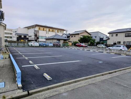 寺島町貸駐車場