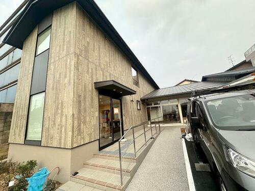 Ｐｒｅｓｅｎｃｅ　ＭＯＭＯＹＡＭＡ　ＢＬＤ　Ｂ区画