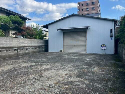 三ケ田町１丁目貸倉庫