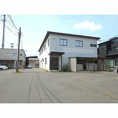 手倉田倉庫兼事務所