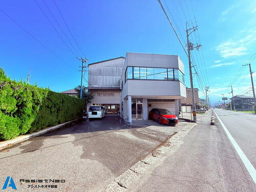 工場倉庫および事務所