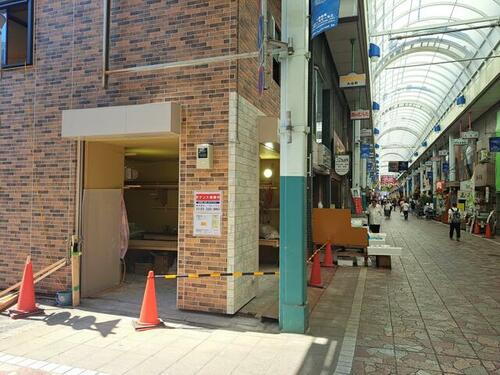 横浜橋商店街　１階