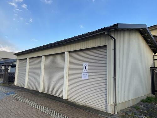 大畑小路ガレージ２