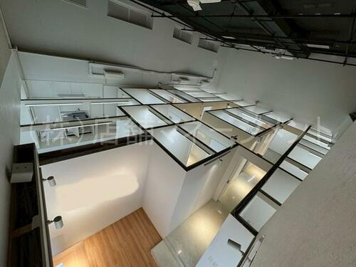 北海道札幌市中央区南三条西３丁目