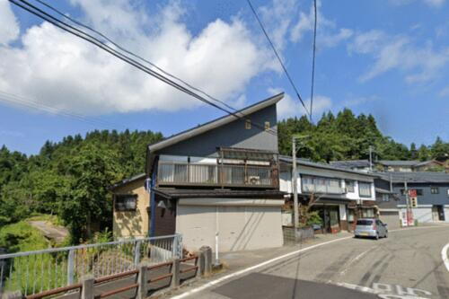 新潟県長岡市北荷頃