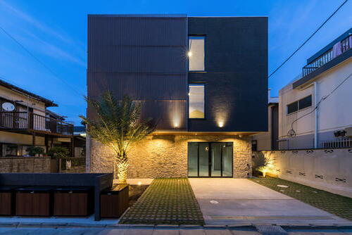 千葉県市川市八幡３丁目