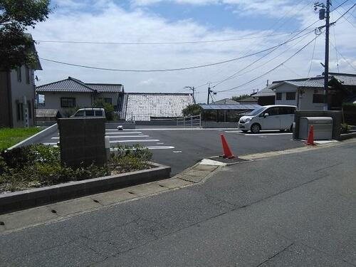 Ｌｅ・Ｌｉｅｎｓ（ル・リアン）