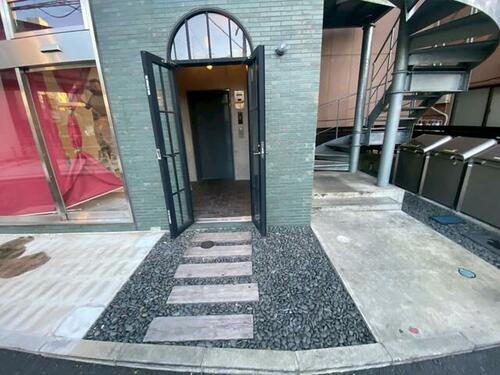 千葉県船橋市本町１丁目