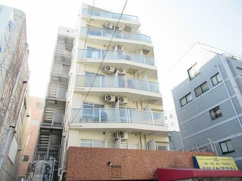 東京都世田谷区三軒茶屋１丁目