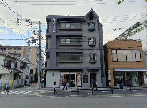 兵庫県芦屋市浜町