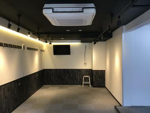 ラ・グランデ菊名　テラス付店舗