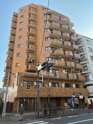 東京都三鷹市下連雀３丁目