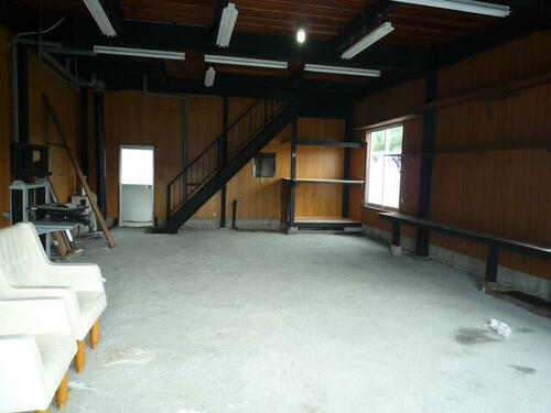 倉敷市玉島勇崎　貸倉庫付戸建