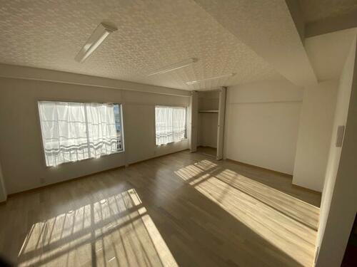 千葉県船橋市西船４丁目