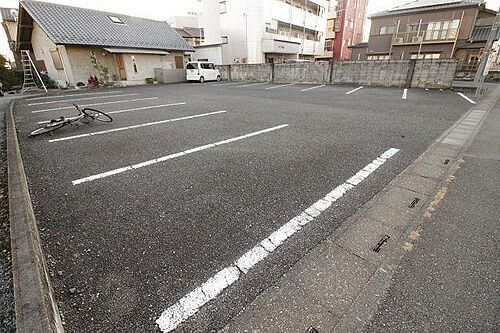 ＡＲＡＩ　ＰＡＲＫＩＮＧ