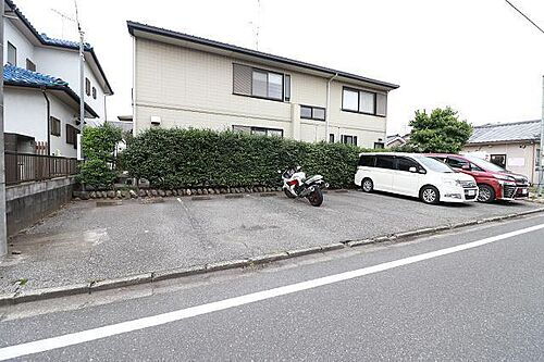 新堀駐車場