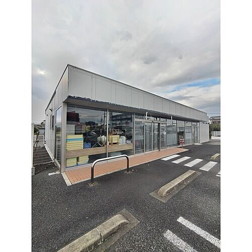 三橋１丁目３５番地店舗