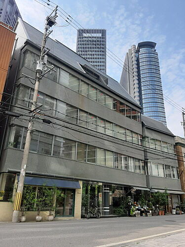 大阪府大阪市西区土佐堀１丁目