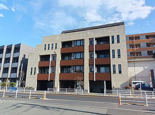 アデニウム洗足池オートクチュールテラス