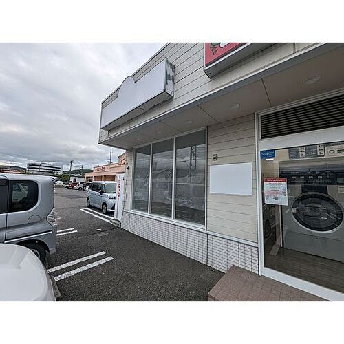 コインランドリー貸店舗（塩尻町）