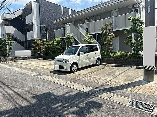 ＦＫコーポラス花の木駐車場