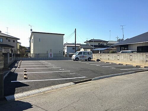 堀町大久保駐車場