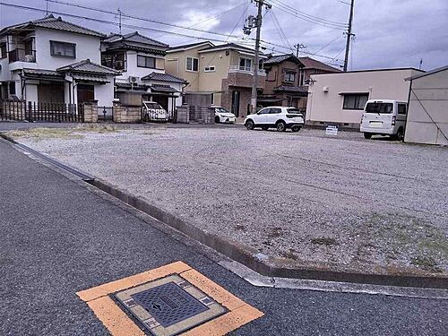 ＦＫイザエモン青空駐車場