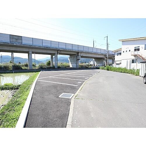 川中島駅前駐車場