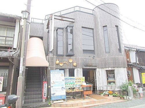 黒壁スクエアテナント２・３階