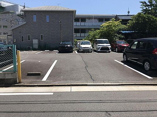 六番１丁目パーキング