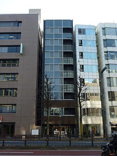 東京地下鉄　丸ノ内線　四谷三丁目駅　３分の貸事務所