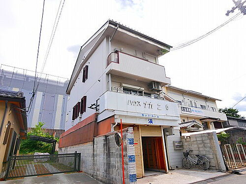 ハウスナカタニ