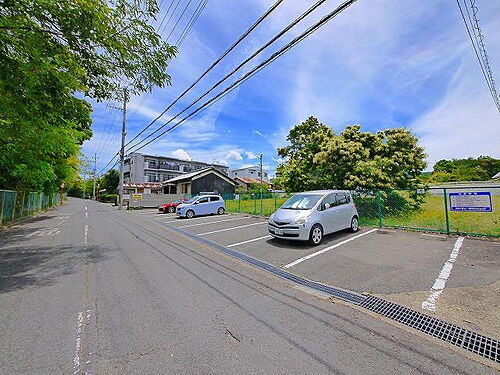 ミオカーナ青山駐車場
