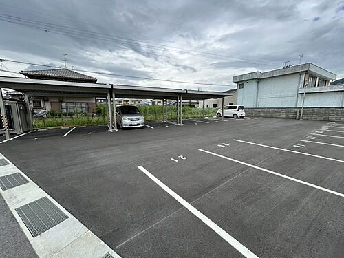 茅原モータープール