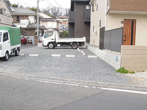 暁町駐車場