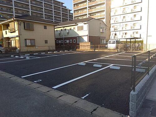 ３３７駐車場