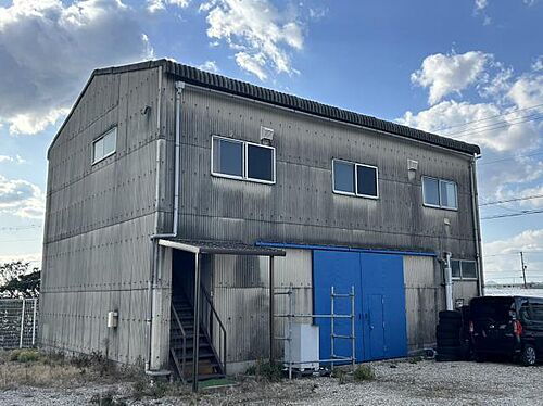 稲美町六分一２階住居（事務所利用可）